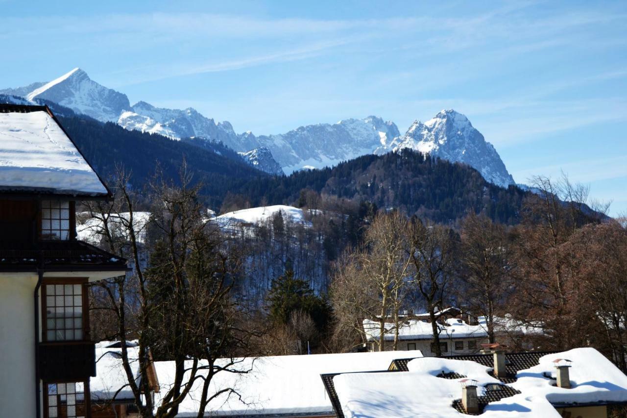 Gaestehaus Am Riedweg Garmisch-Partenkirchen Dış mekan fotoğraf